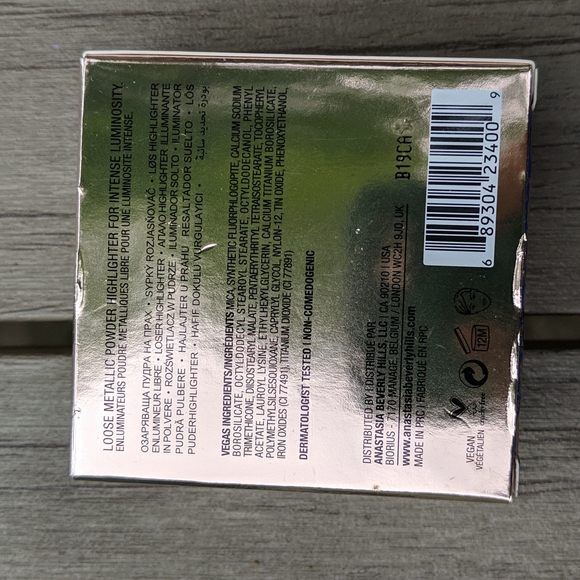 Anastasia Beverly Hills Loose Highlighter - Picture 4 of 4